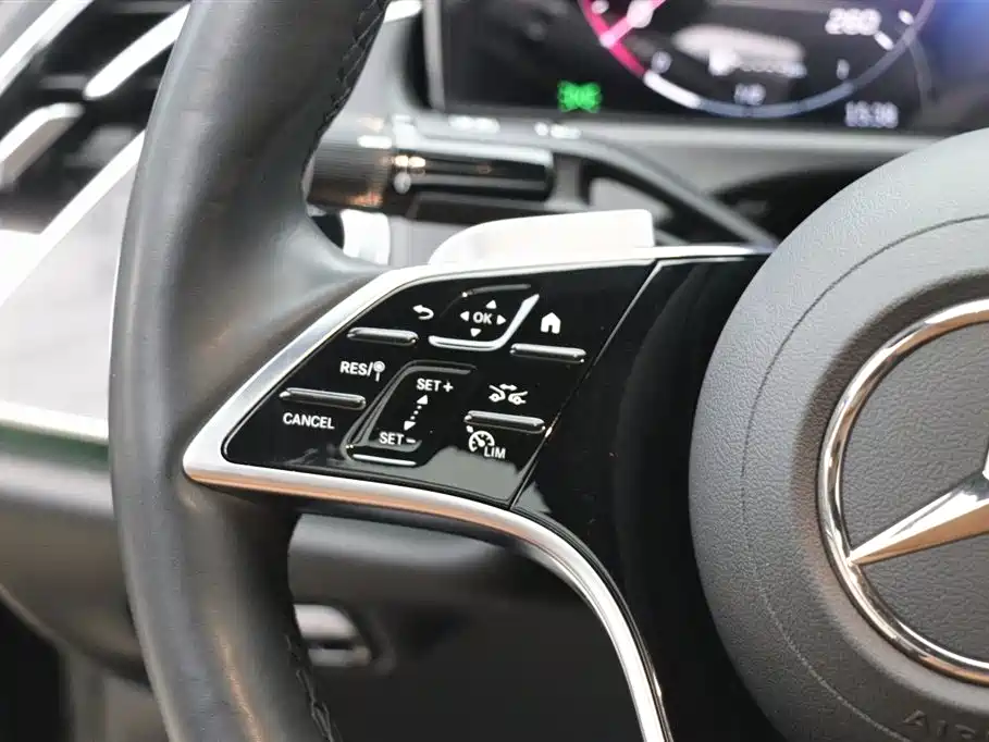 Mercedes-Benz E-Class Imported 2024 E 300 Fashionable Sports Edition купить на сайте DeffCars