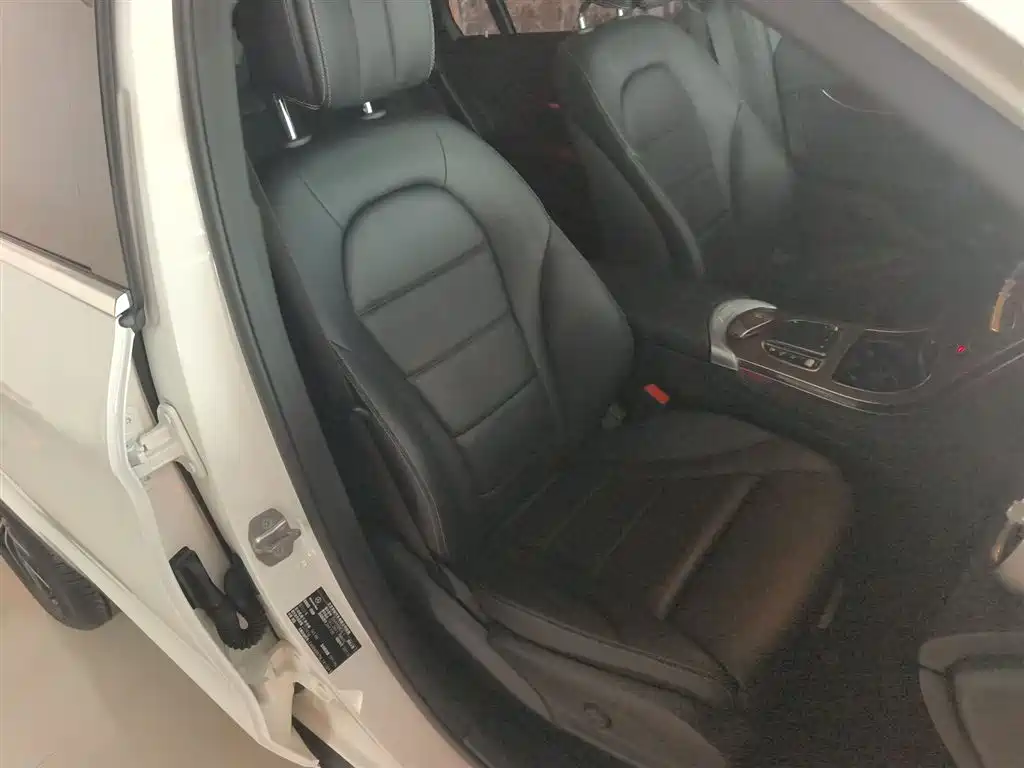 Mercedes-Benz GLC 2022 facelift GLC 260 L 4MATIC luxury model купить на сайте DeffCars