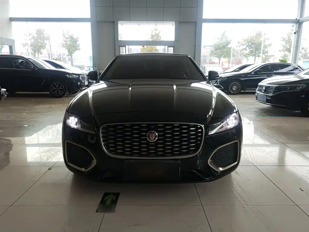 Jaguar XFL 2022 XFL 2.0T P200 2WD Elite Deluxe Edition купить на сайте DeffCars