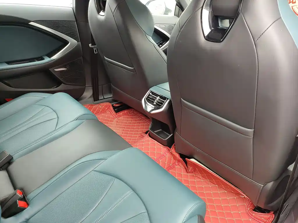 MG7 2025 2.0T 405 AT Exclusive Edition купить на сайте DeffCars