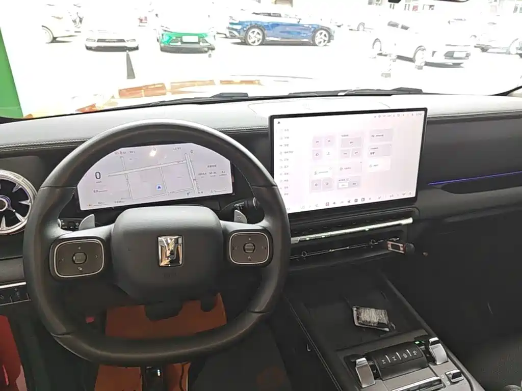TANK 300 2025款 2.0T 汽油征服者 купить на сайте DeffCars