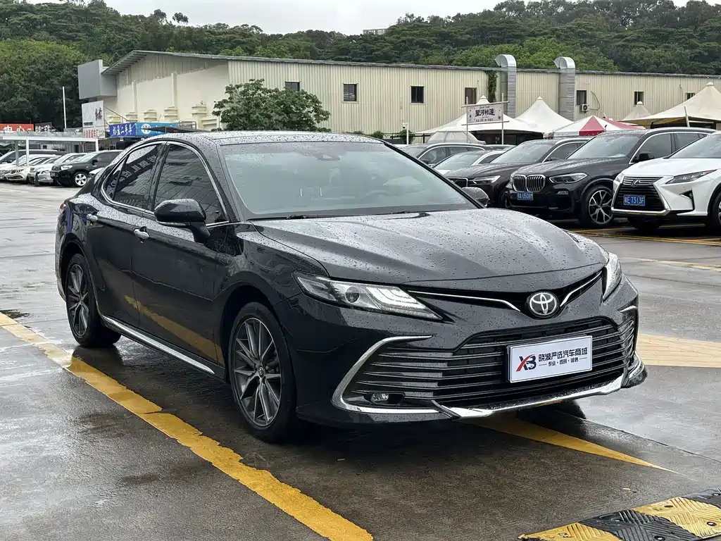 Camry 2023 2.5G Deluxe Edition купить на сайте DeffCars