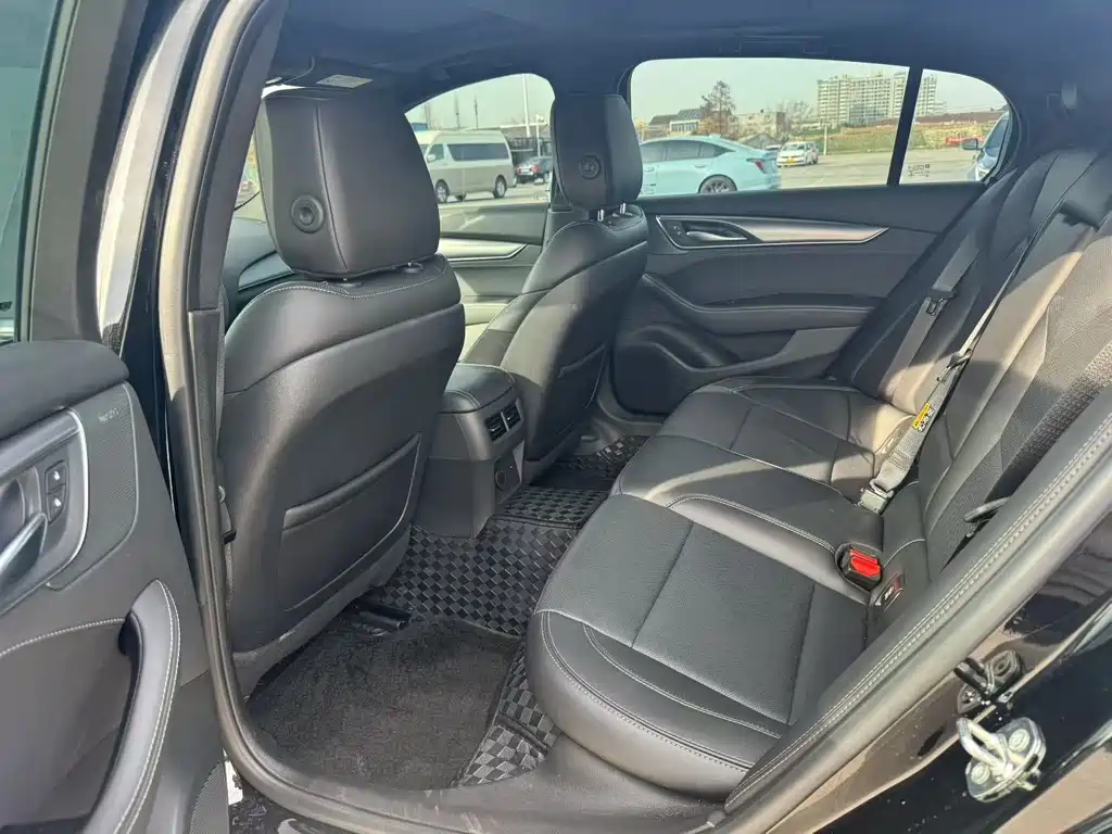 Cadillac CT5 2024 28T Luxury Pro купить на сайте DeffCars