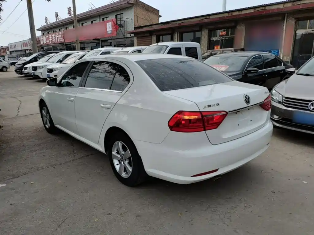 Lavida 2015 1.6L automatic fashion version купить на сайте DeffCars
