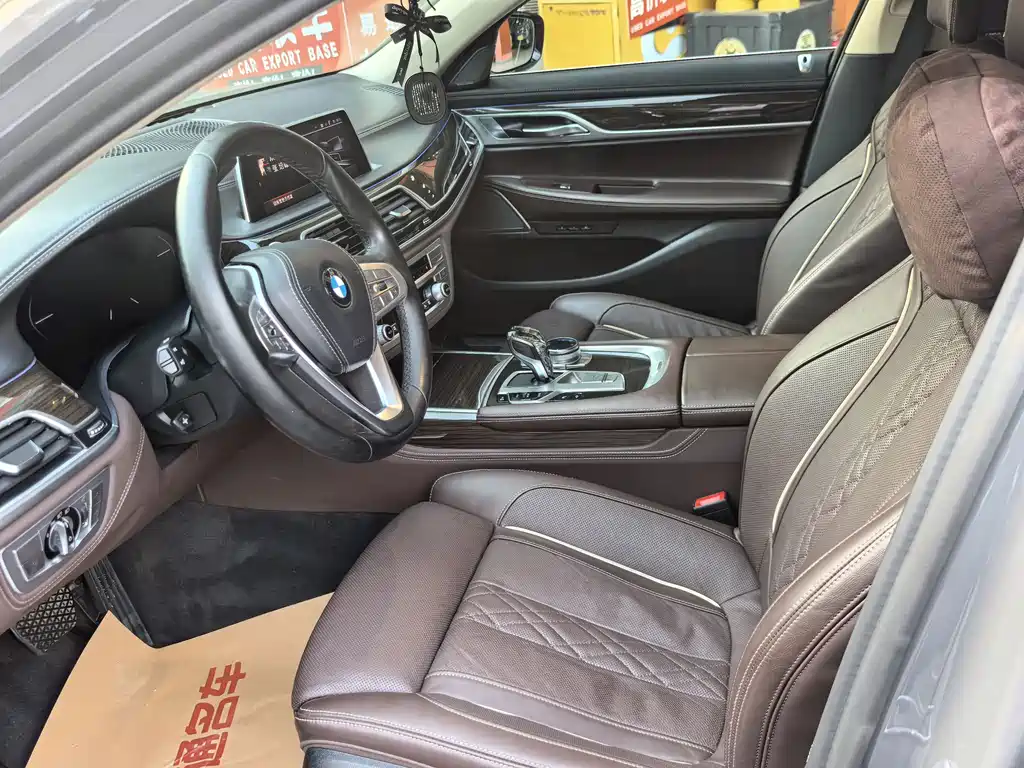 BMW 7 Series 2019 facelift 730Li luxury package купить на сайте DeffCars