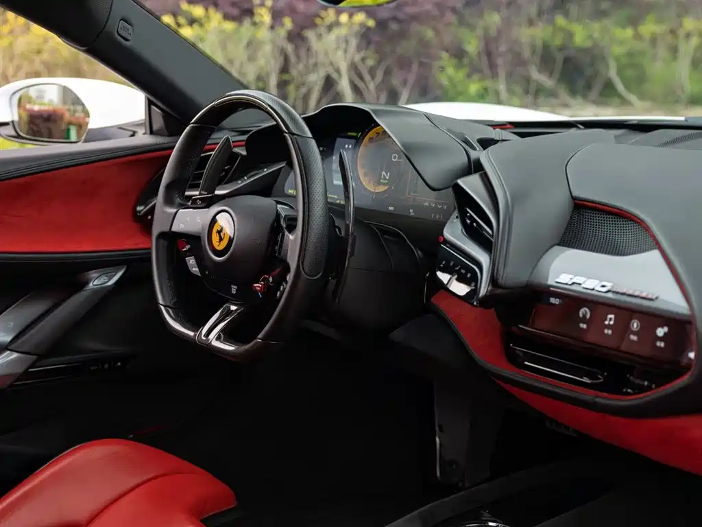 SF90 2020 3.9T V8 Stradale купить на сайте DeffCars