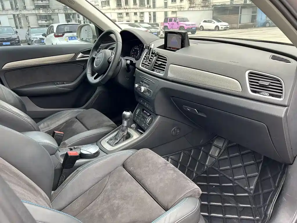 Audi Q3 2018 30th Anniversary Model 35 TFSI Sports купить на сайте DeffCars
