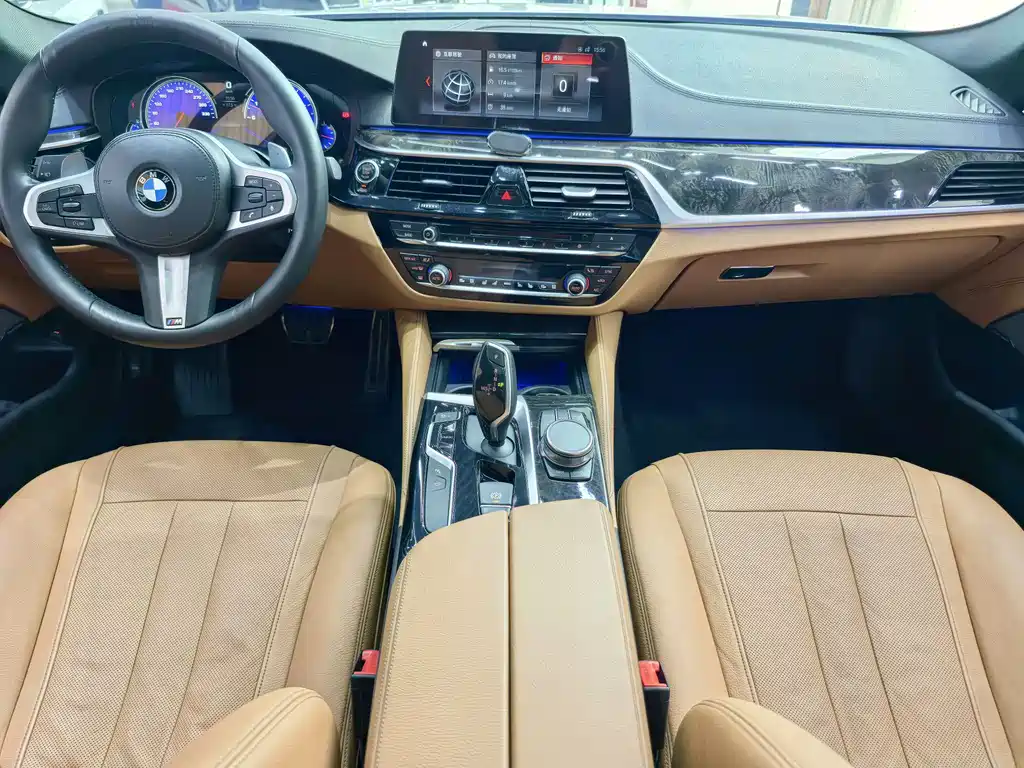 BMW 5 Series 2018 530Li Exclusive M Sports Package купить на сайте DeffCars