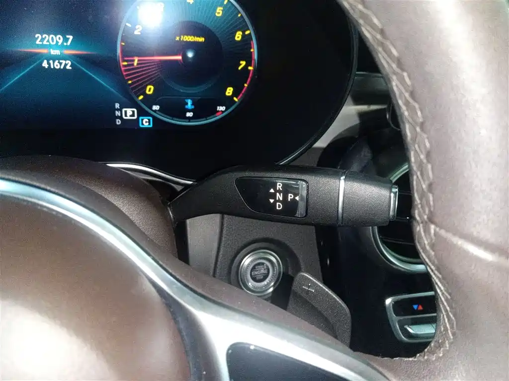 Mercedes-Benz GLC 2022 facelift GLC 260 L 4MATIC dynamic купить на сайте DeffCars