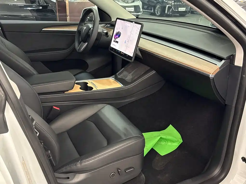 Model Y 2021 long-range all-wheel drive version купить на сайте DeffCars