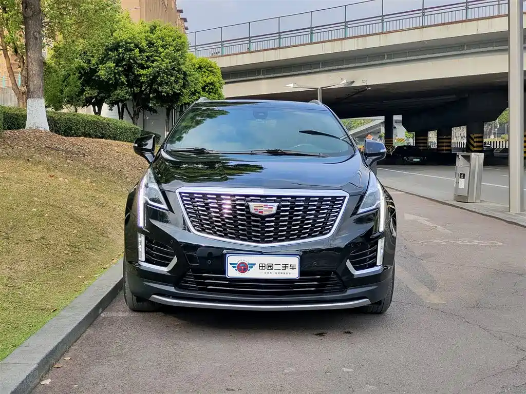 Cadillac XT5 2022 2.0T two-wheel drive luxury model купить на сайте DeffCars
