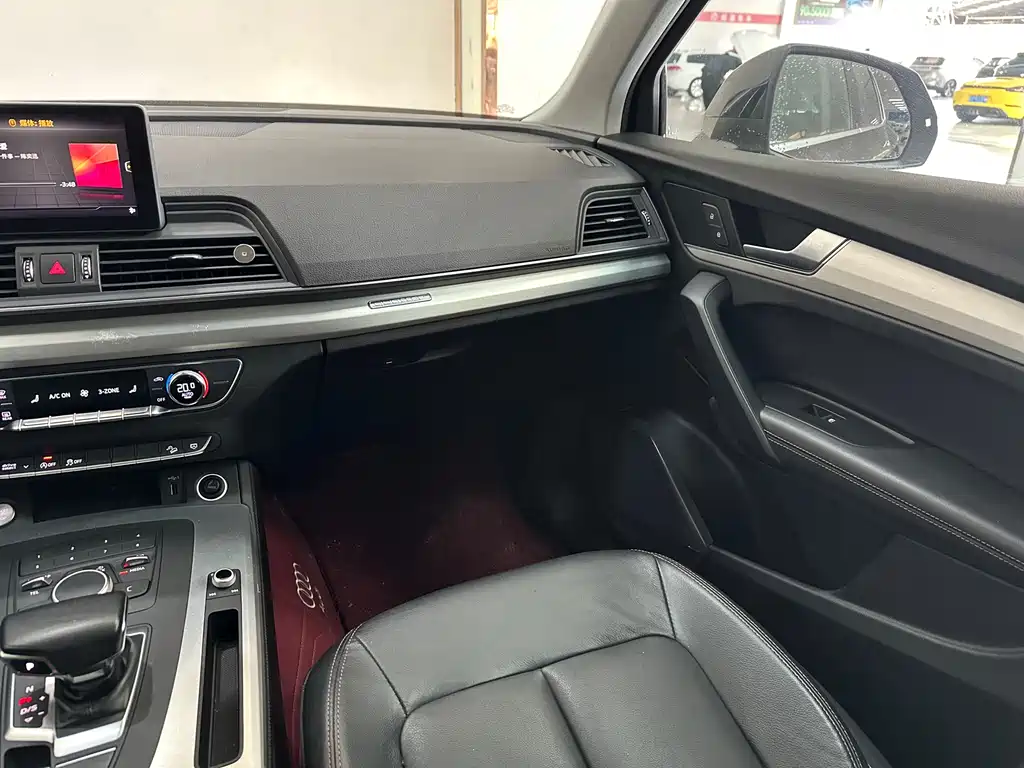 Audi Q5L 2020 40 TFSI Honorable and Enterprising купить на сайте DeffCars