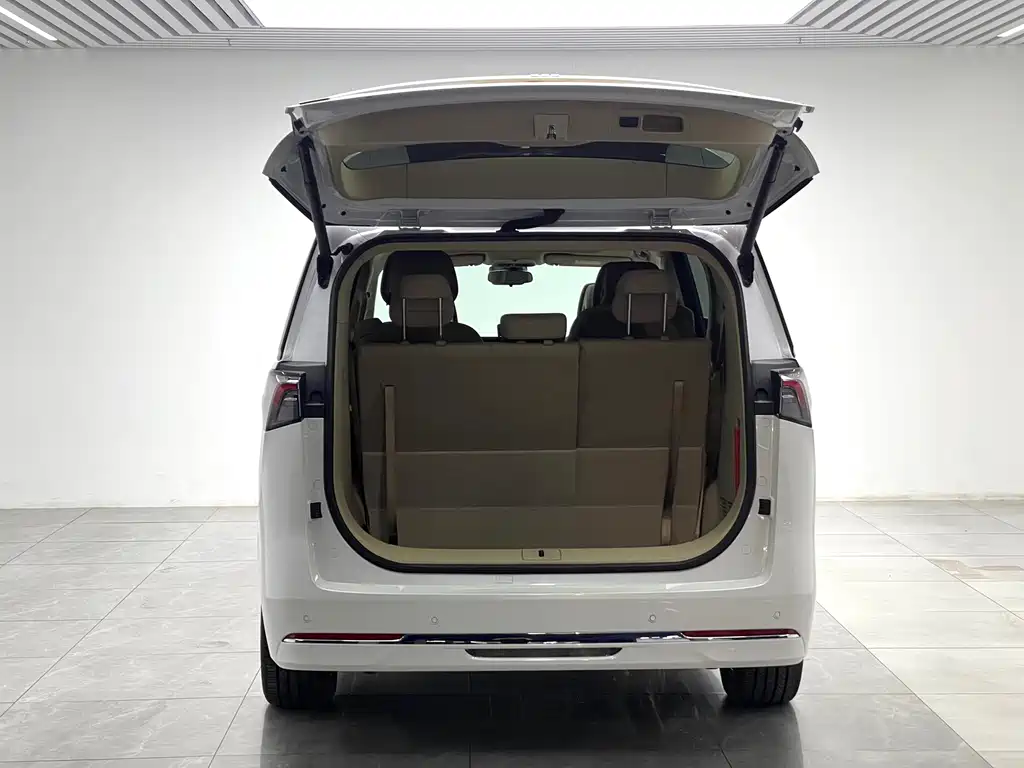 Buick GL8 New Energy 2025 Lu Shang Exclusive Edition купить на сайте DeffCars