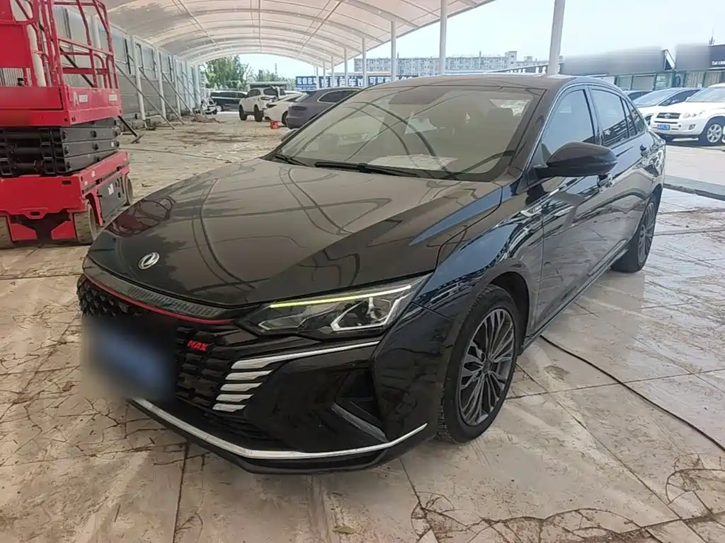 Yixuan max 2021 1.5T Ultra Daddy Edition купить на сайте DeffCars