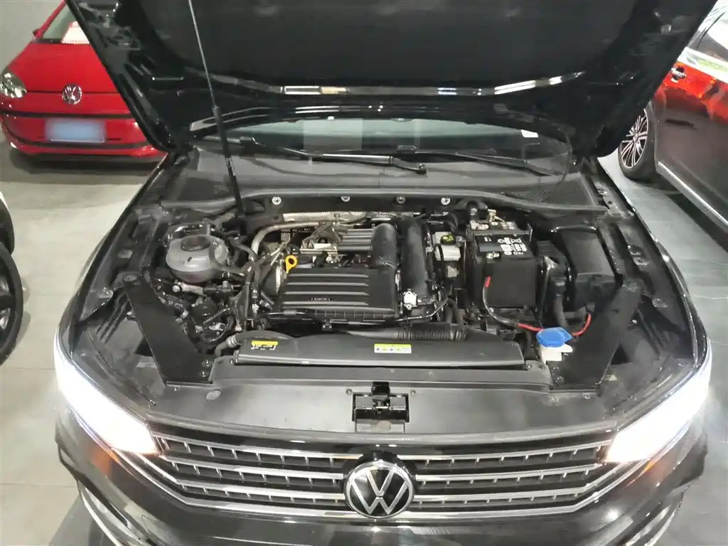 Magotan 2025 model 280TSI DSG comfort model купить на сайте DeffCars