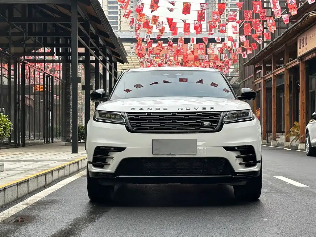 Range Rover Velar 2024 Dynamic HSE купить на сайте DeffCars