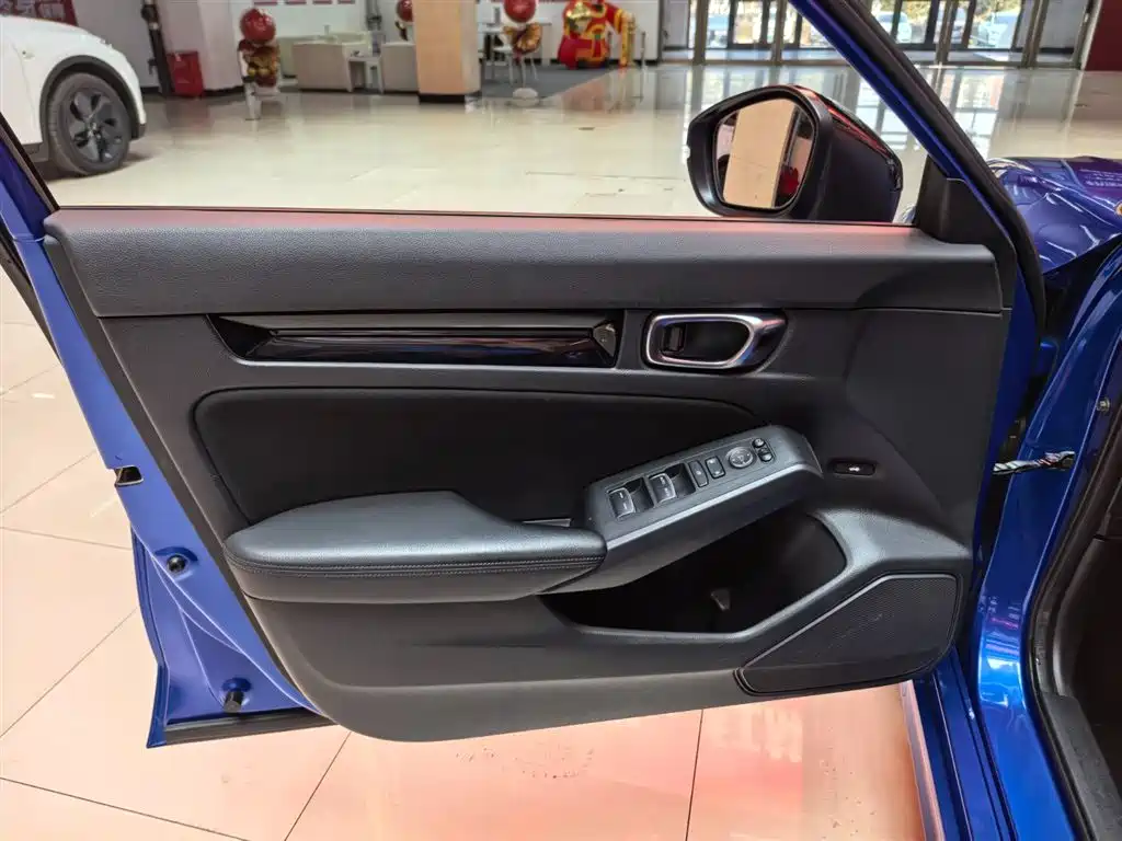 Civic 2022 240TURBO CVT combustion version купить на сайте DeffCars