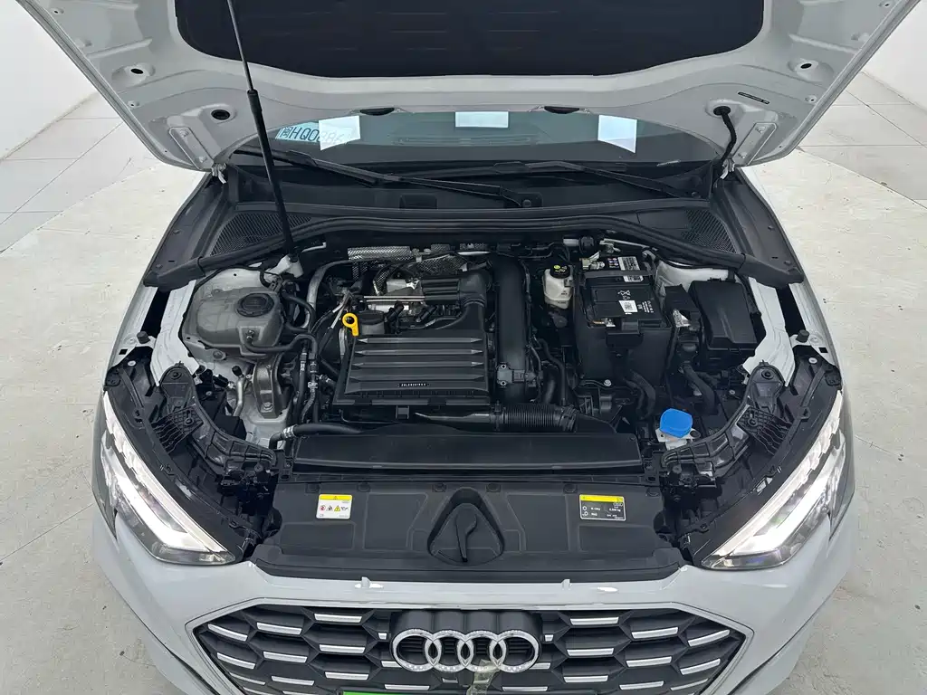 Audi A3 2023 facelift Sportback 35 TFSI stylish and sporty купить на сайте DeffCars