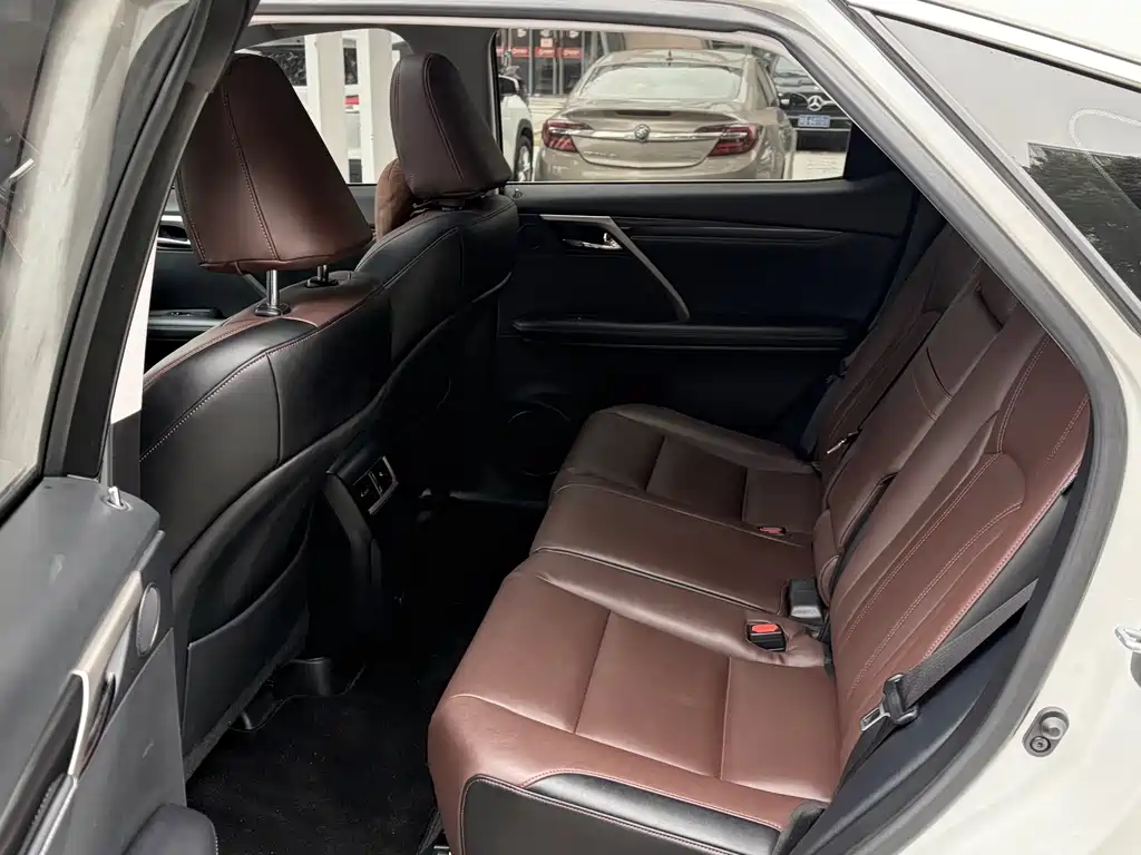 Lexus RX 2020 facelift 300 two-wheel drive elite version купить на сайте DeffCars