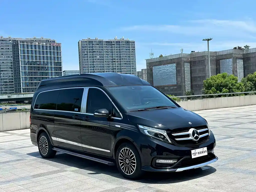 Mercedes-Benz V-Class 2021 V 260 L Long Wheelbase Premium Edition купить на сайте DeffCars