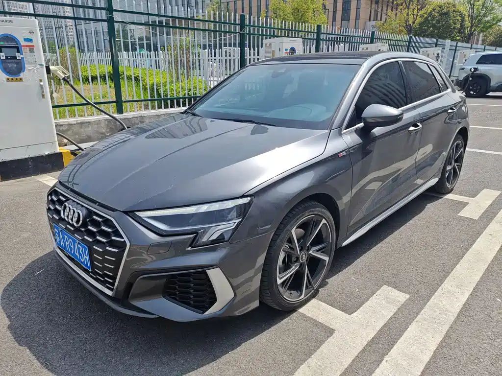 Audi A3 2023 Sportback 35 TFSI stylish and sporty купить на сайте DeffCars