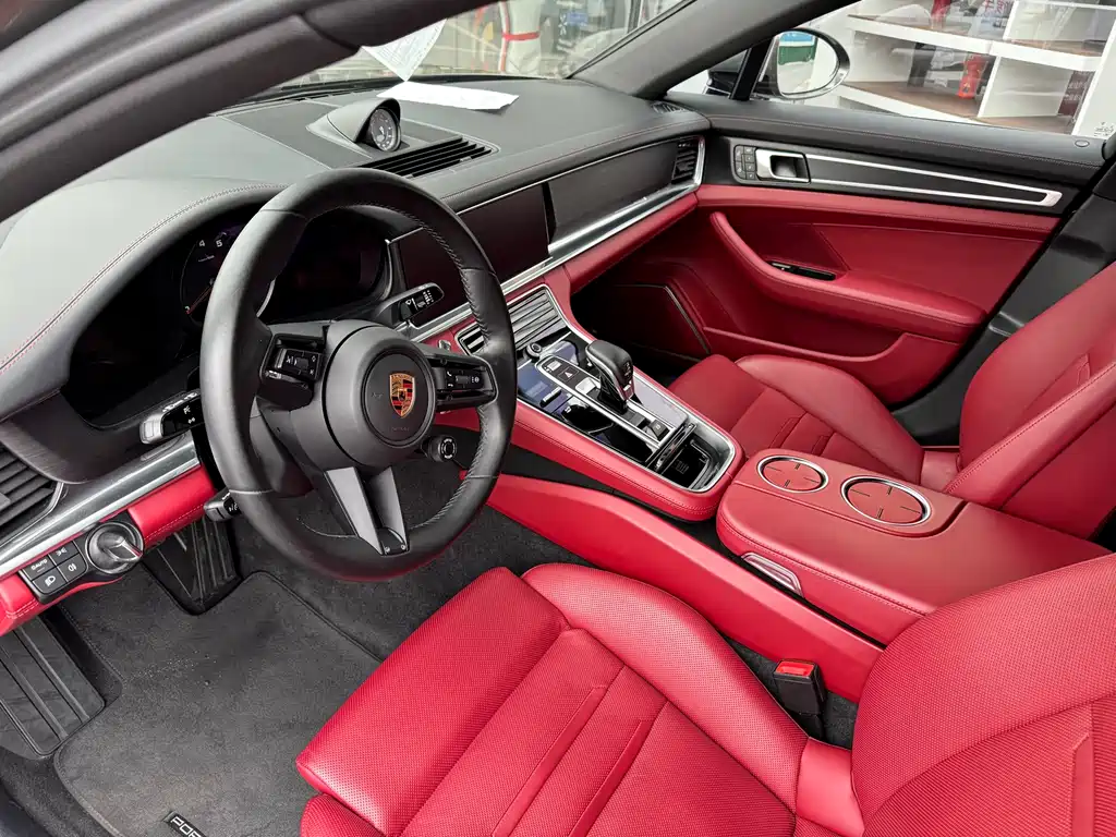 Panamera 2023 Panamera 2.9T Platinum Edition купить на сайте DeffCars