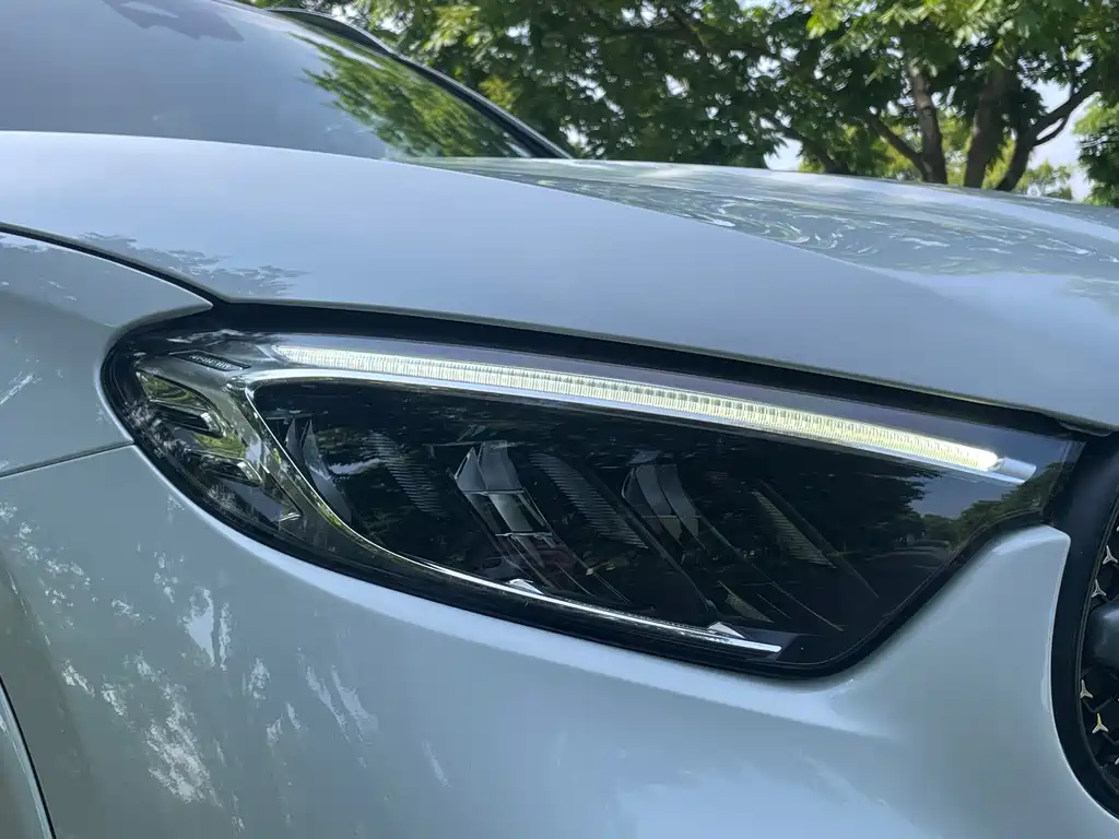Mercedes-Benz GLC 2023 facelift GLC 260 L 4MATIC luxury model 5 seats купить на сайте DeffCars
