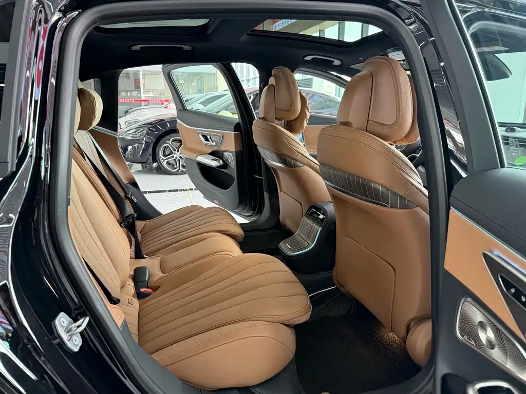 Mercedes-Benz E-Class 2026 E 300 L Luxury Model купить на сайте DeffCars