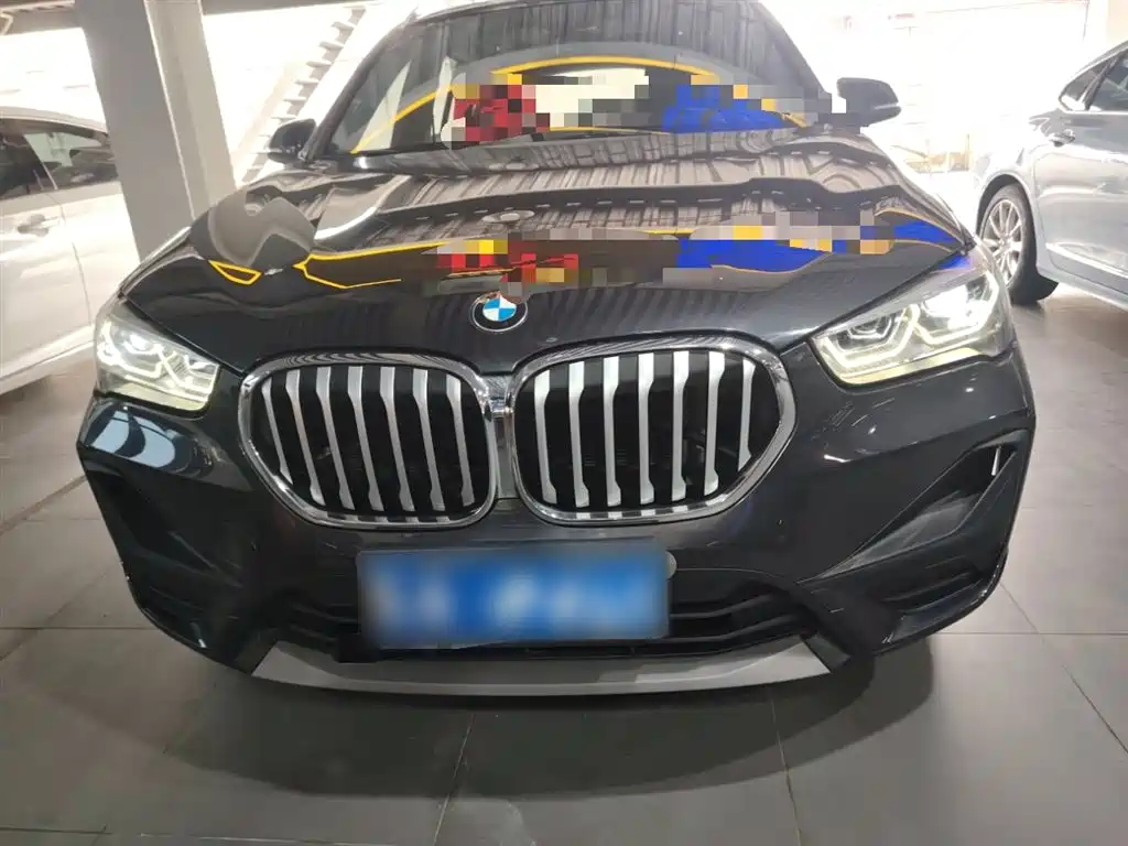 BMW X1 2021 sDrive25Li Leading Model купить на сайте DeffCars