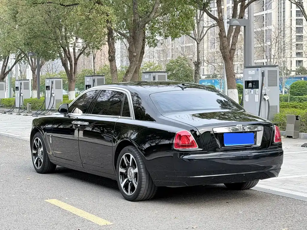 Ghost 2014 6.6T extended version купить на сайте DeffCars