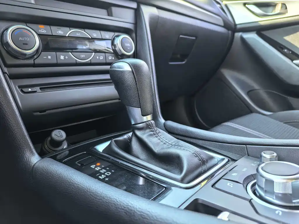 Mazda3 Angkesela 2019 Cloud Control Edition Sedan 1.5L Automatic Luxury Type National V купить на сайте DeffCars