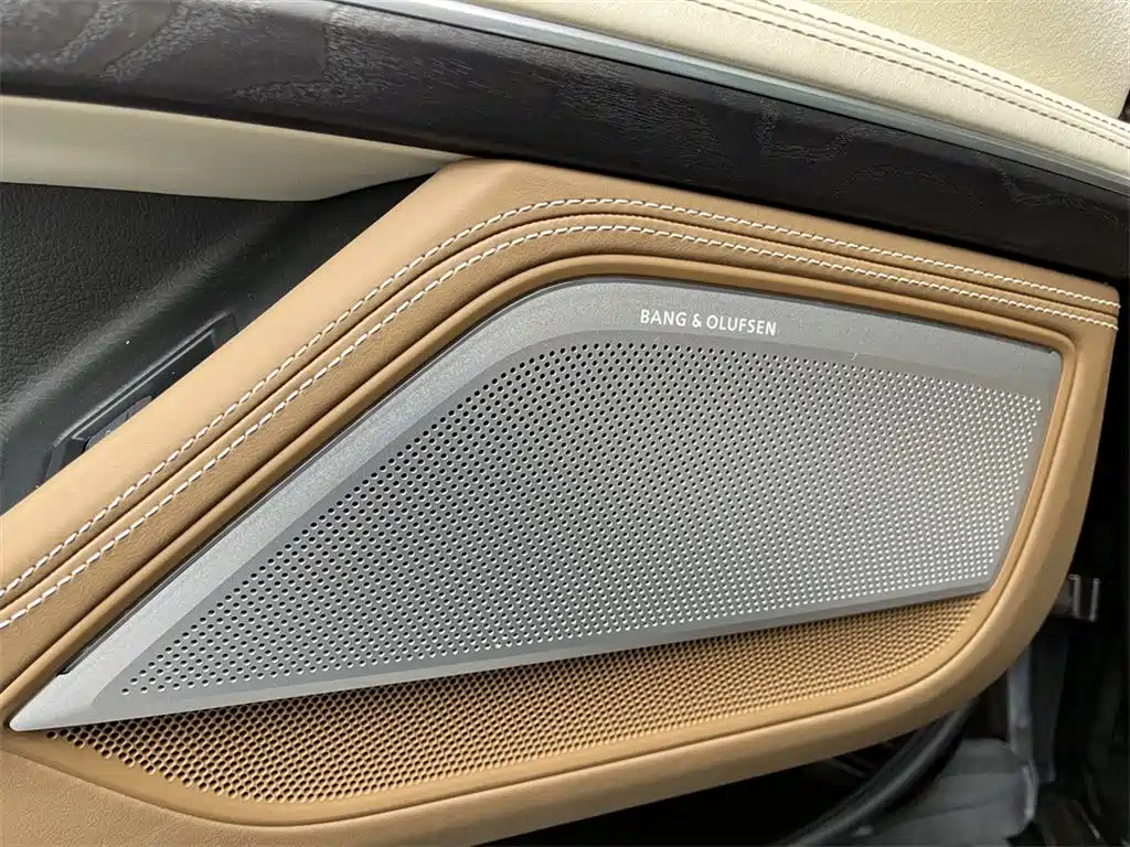 Audi A8 2024 A8L Horch Founder’s Edition 60TFSI купить на сайте DeffCars