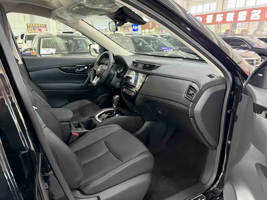 X-Trail 2022 2.0L 2WD Intelligent Comfort Edition купить на сайте DeffCars
