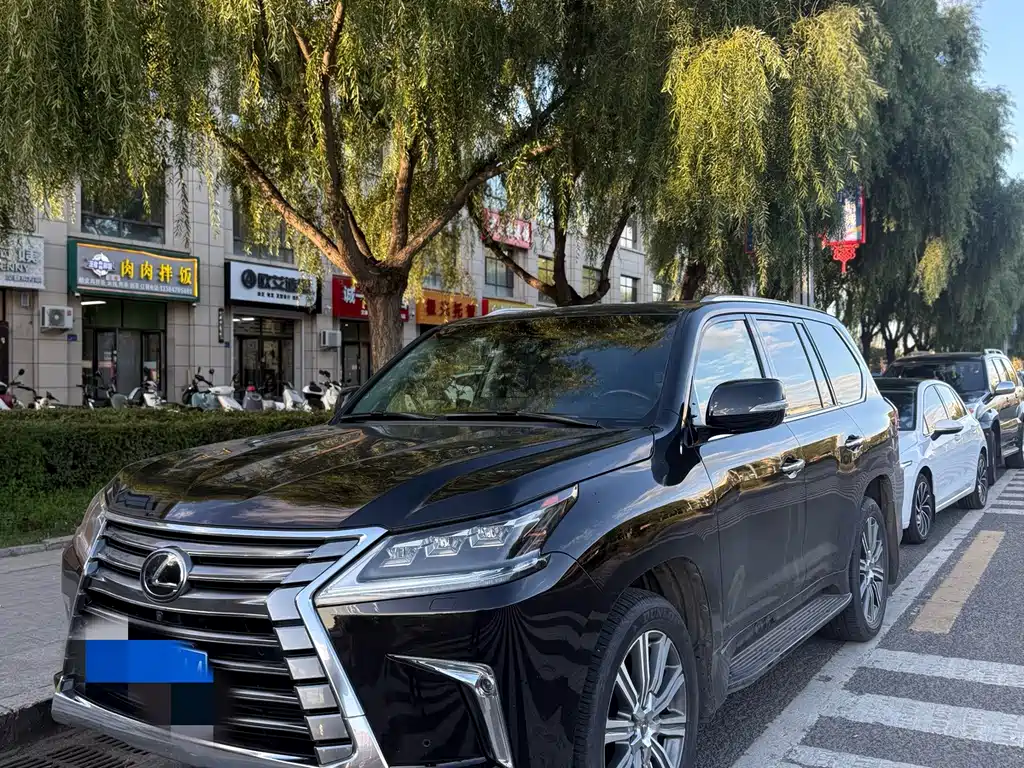 Lexus LX 2017 570 Premium Luxury Edition купить на сайте DeffCars
