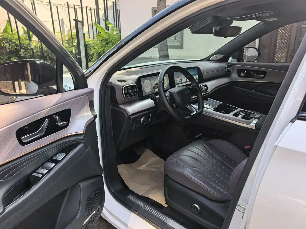 Tiggo 9 2025 2.0T automatic two-wheel drive exclusive version 5 seats купить на сайте DeffCars