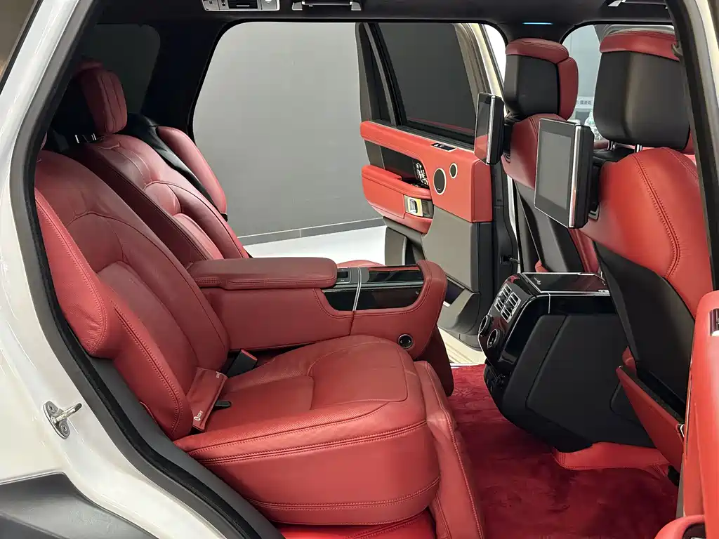 Range Rover 2022 3.0 L6 400PS Honor Creation Extended Edition купить на сайте DeffCars