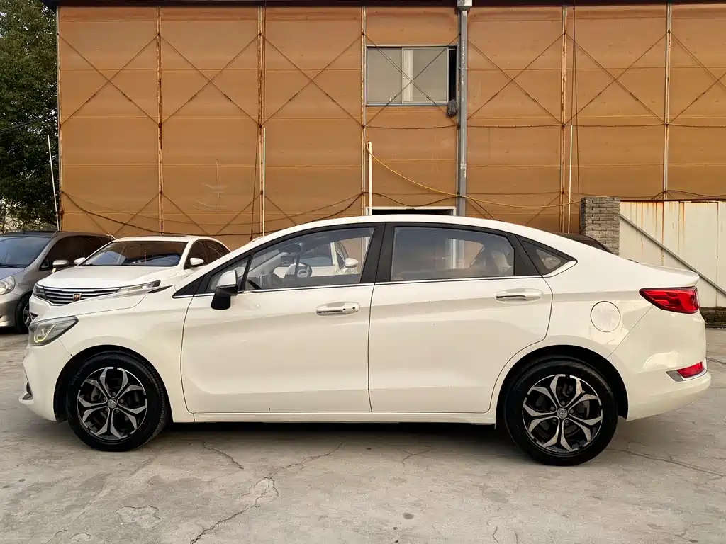 BAIC Changhe A6 2018 1.5L CVT Deluxe Edition купить на сайте DeffCars