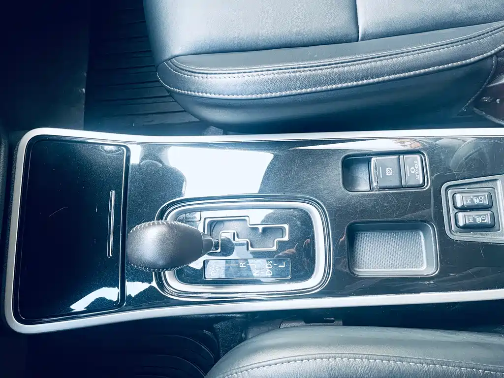 Outlander 2019 2.0L 2WD Enjoy Edition 7 seats National V купить на сайте DeffCars