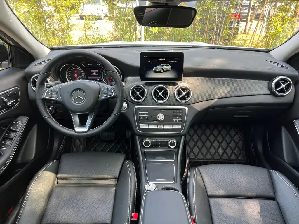 Mercedes-Benz GLA 2018 GLA 220 4MATIC sports model купить на сайте DeffCars