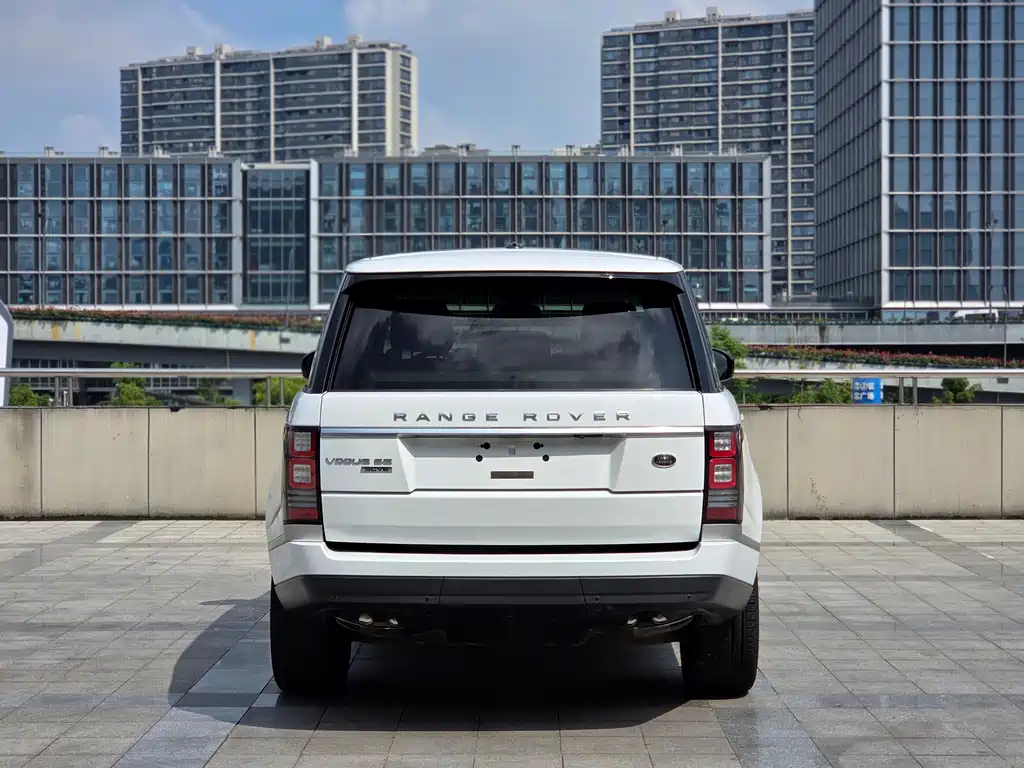 Range Rover 2015 3.0 SC V6 Vogue SE Genesis Extended Edition купить на сайте DeffCars