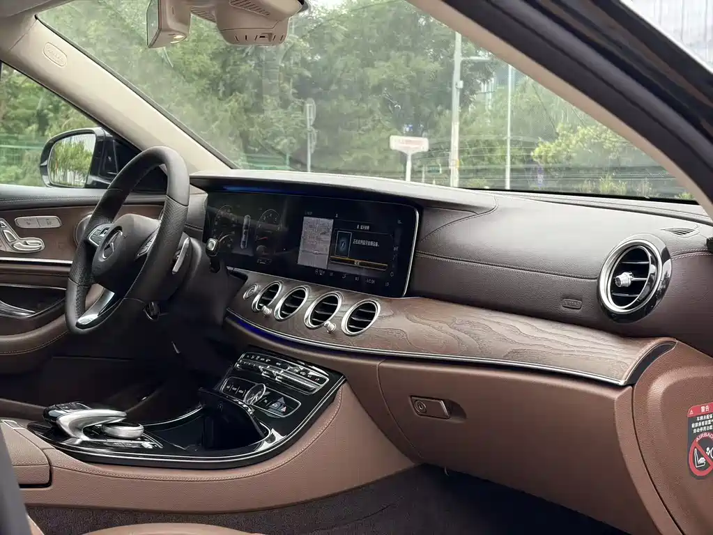 Mercedes-Benz E-Class 2017 E 300 L Luxury Model купить на сайте DeffCars