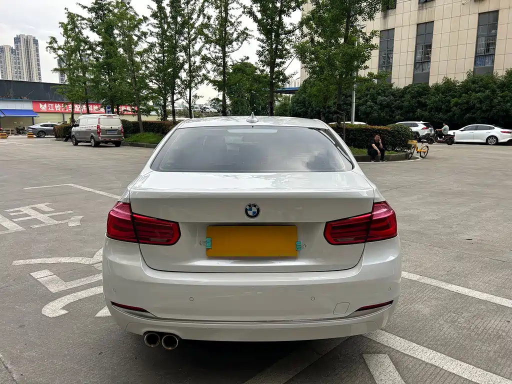 BMW 3 Series 2019 320Li Fashion Model купить на сайте DeffCars
