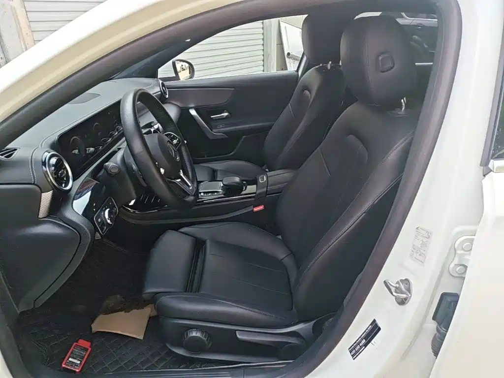Mercedes-Benz A-Class 2021 A 180 L Sports Sedan купить на сайте DeffCars