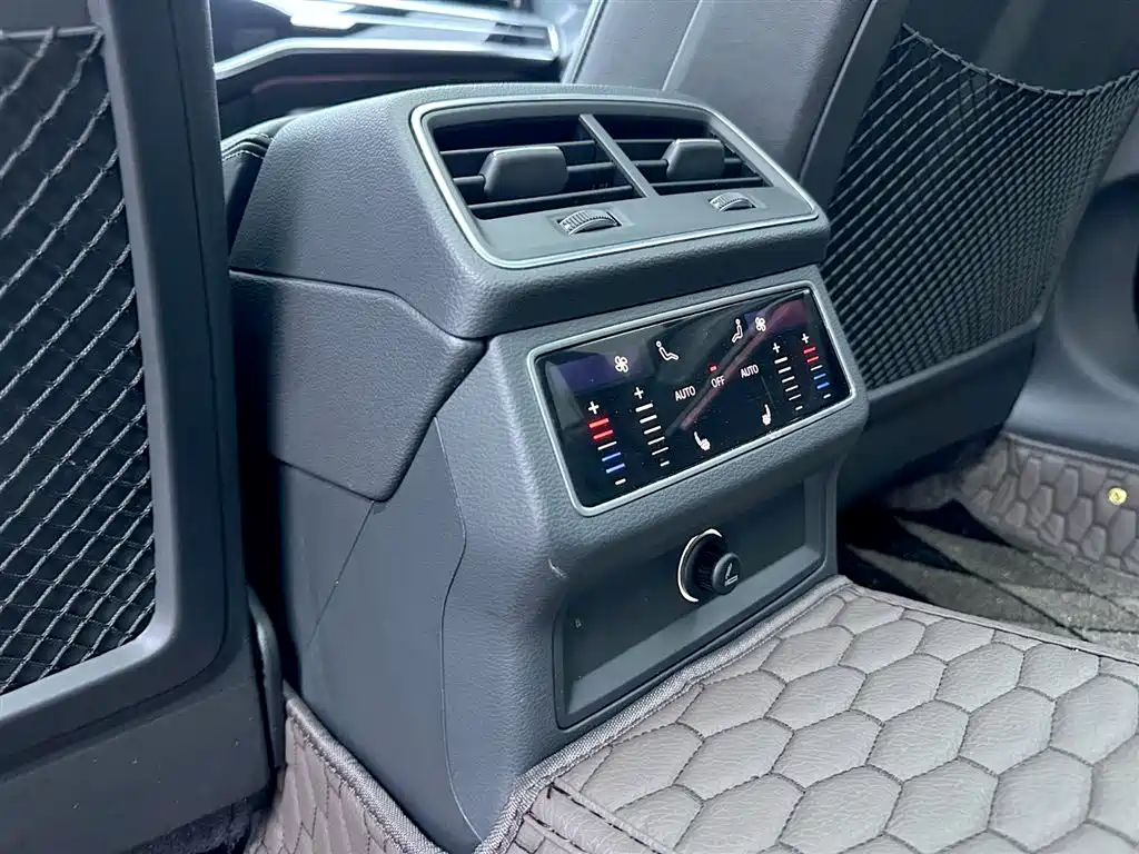 Audi A6L 2022 45 TFSI quattro premium dynamic model купить на сайте DeffCars