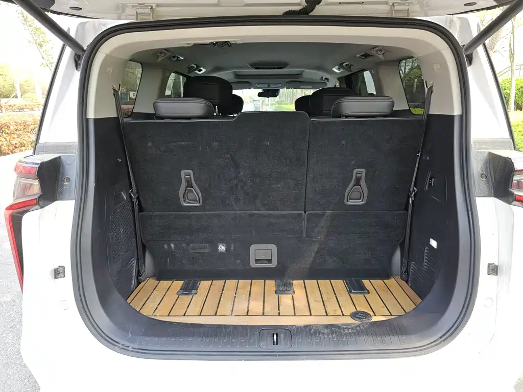 Maxus G90 2022 2.0T Galaxy Seven-Seater Edition купить на сайте DeffCars