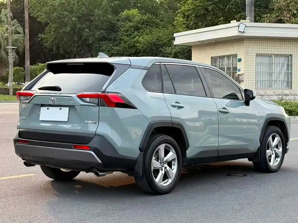 RAV4 Rongfang 2020 2.0L CVT two-wheel drive fashion version купить на сайте DeffCars