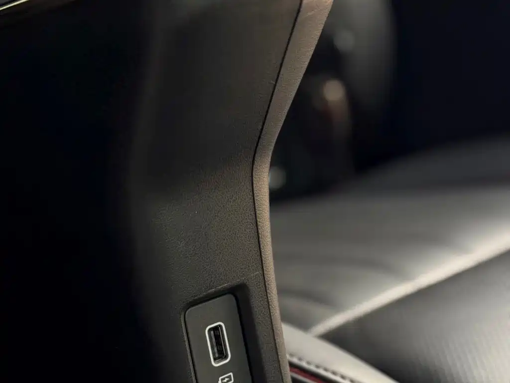M8 2023 Grandmaster Series 400T Supreme Edition купить на сайте DeffCars