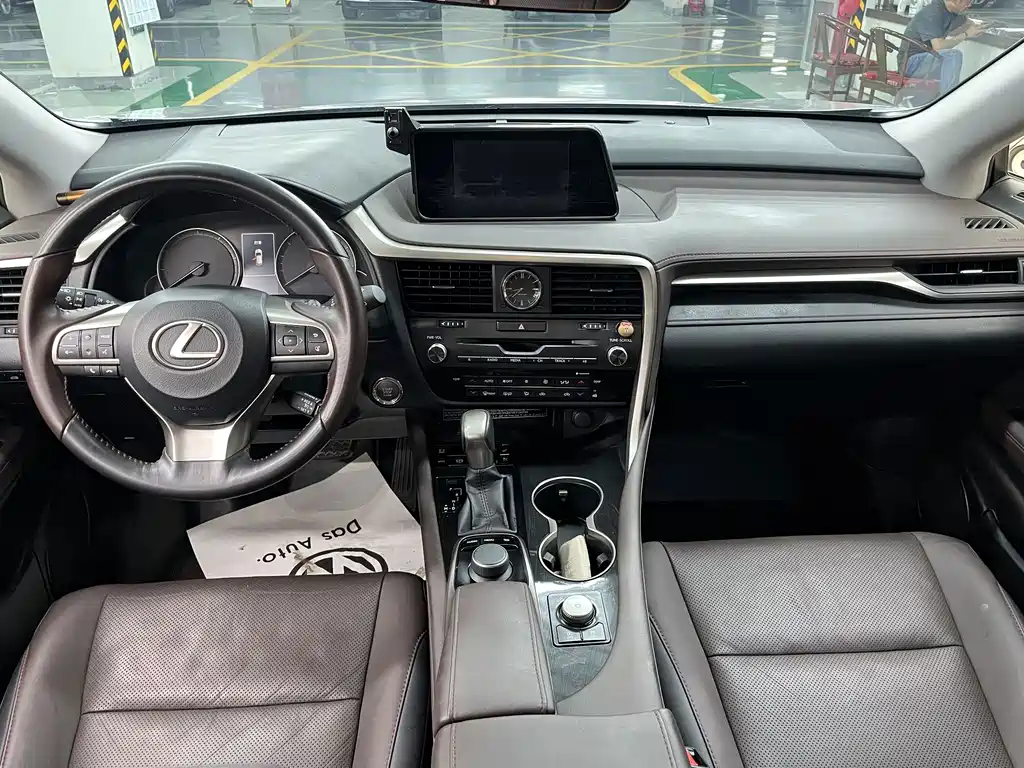 Lexus RX 2016 300 four-wheel drive elegant version, National V купить на сайте DeffCars