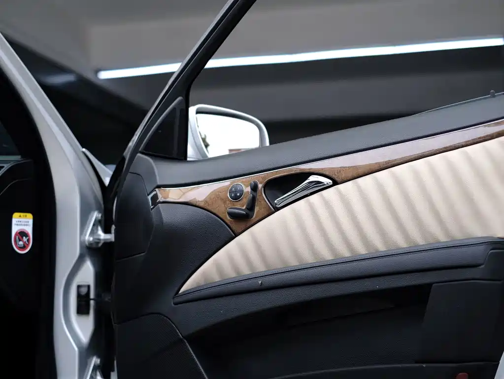 Mercedes-Benz E-Class 2008 E 230 Fashion Model купить на сайте DeffCars