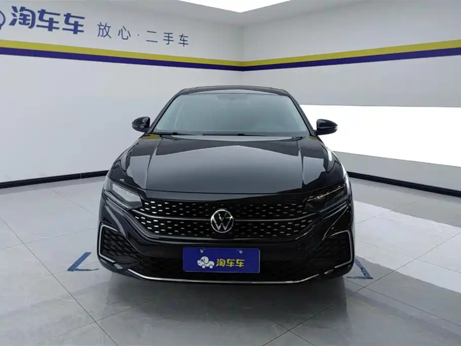 Passat 2022 330TSI Starry Sky Elite Edition купить на сайте DeffCars